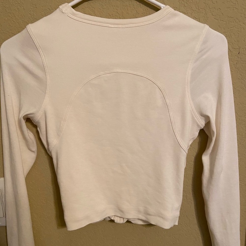 White/ creamy lululemon long sleeve crop top